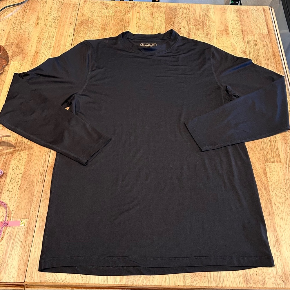 Magellan Outdoors Performance Shirt Mens 2XL Black Long Sleeve Stretch Crew Neck